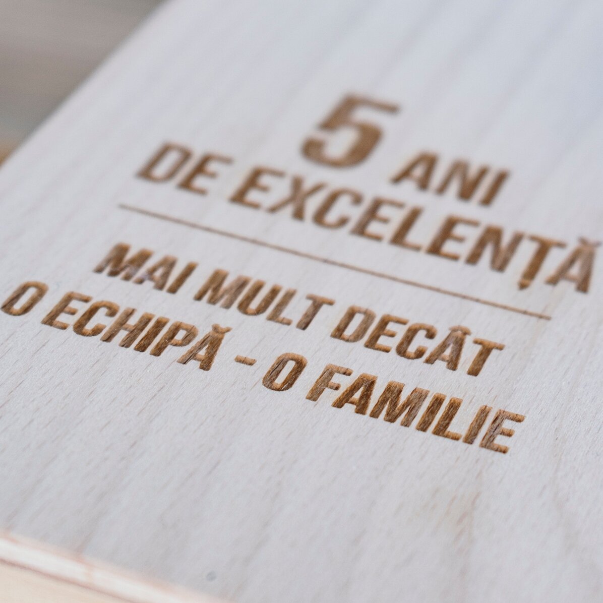 Wine box with logo and message