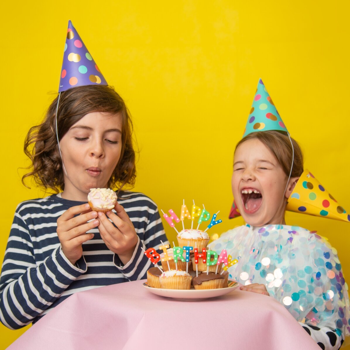 Świeczki do tortu – zestaw „Happy Birthday”