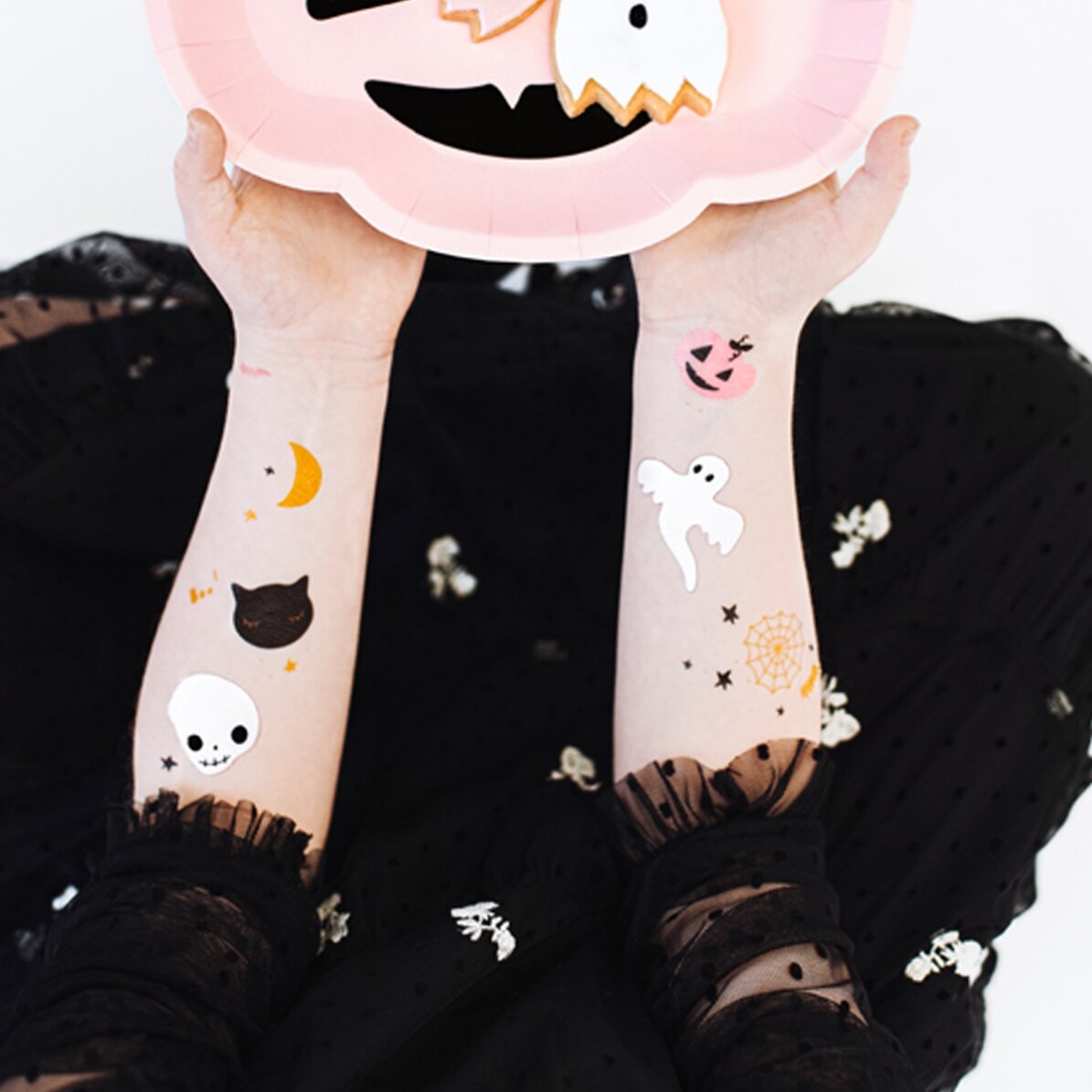 Tymczasowe tatuaże na Halloween
