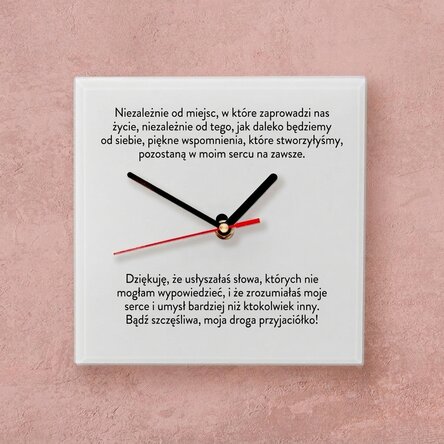 Spersonalizowany zegarek w kształcie kwadratu z napisem