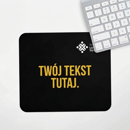 Spodek pod mysz z nadrukiem logo i tekstu pośrodku