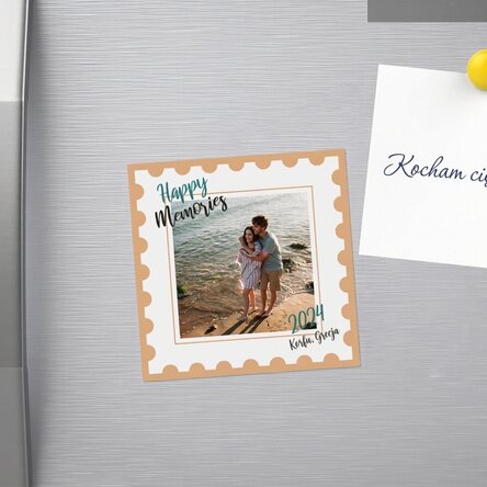 Magnes 10x10 z własnym zdjęciem i napisem – Happy Memories