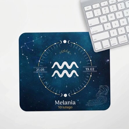 Spodek pod mysz z indywidualnym napisem – znak zodiaku Wodnik