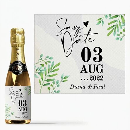 Mała buteleczka wina musującego z indywidualnym napisem – „Save the date”