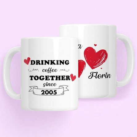 Spersonalizowany kubek z napisem – „Drinking together”