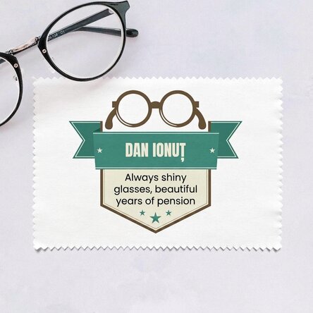 Personalised cloth for cleaning screens/glasses - Retirement