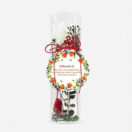 Glass ornament with preserved flowers personalised with a message - Retirement