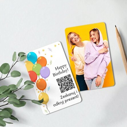 Spersonalizowana karta aluminiowa z nadrukiem na obu stronach, zawierająca wiadomość, kod QR i zdjęc