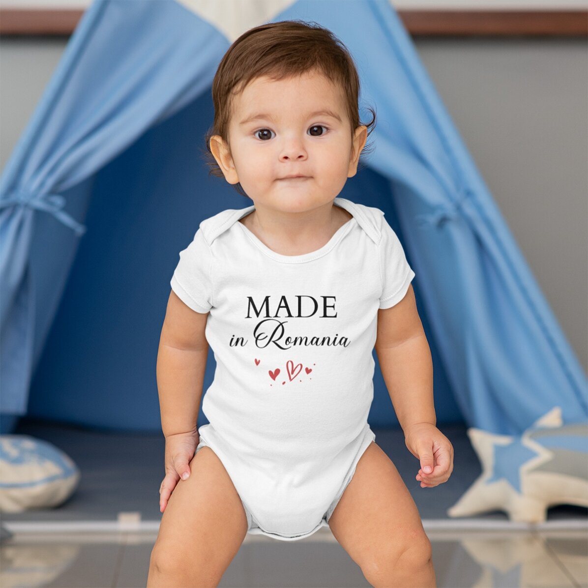 Body niemowlęce dla dzieci z indywidualnym napisem – Made with love