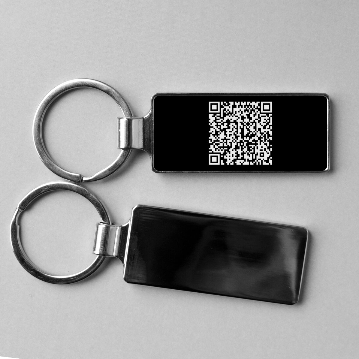 Spersonalizowany brelok z kodem QR – Dodaj kontakt