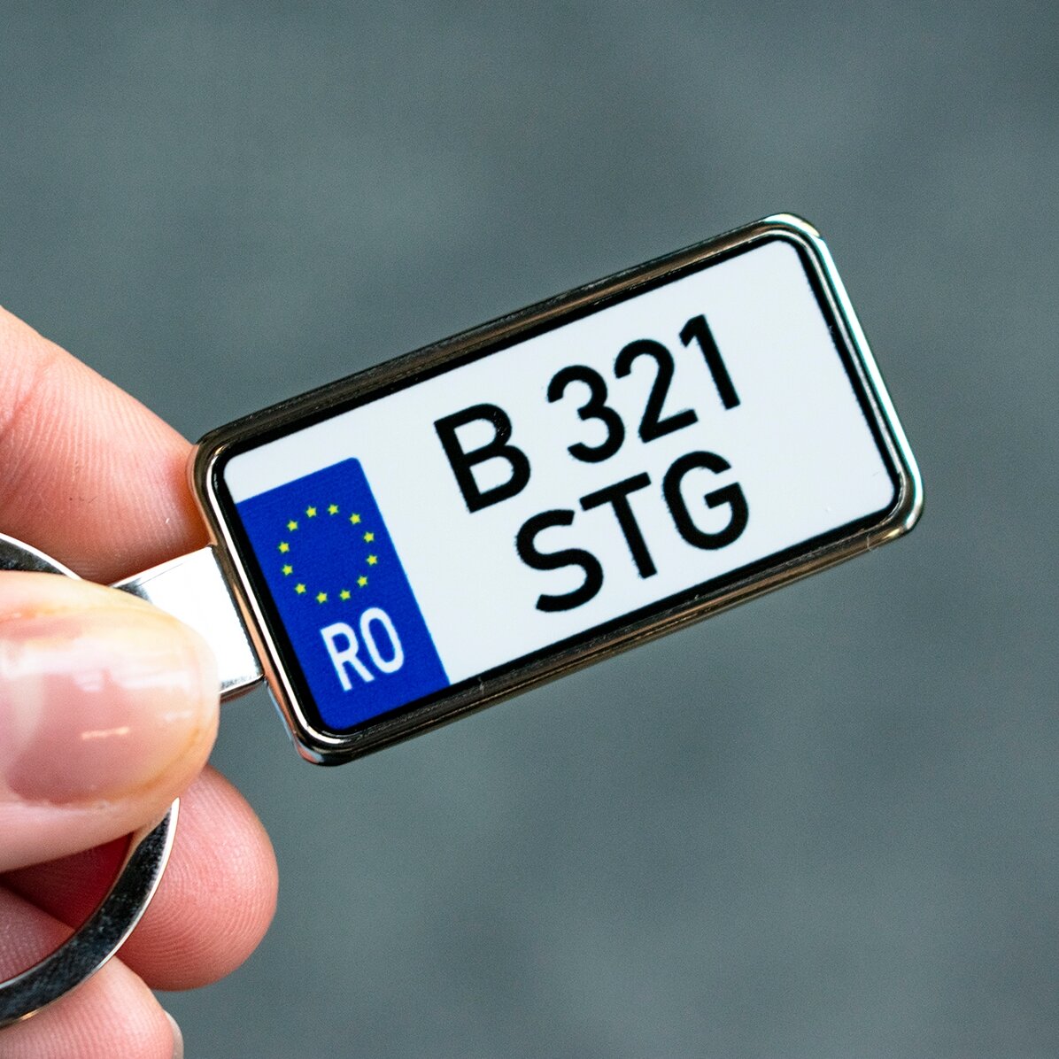 Personalised key ring with registration number - football model