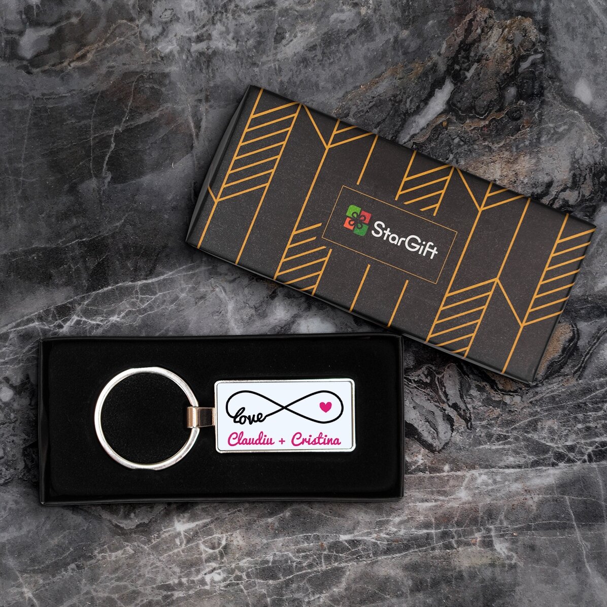Spersonalizowany brelok ze zdjęciem i napisem – model „infinity love”