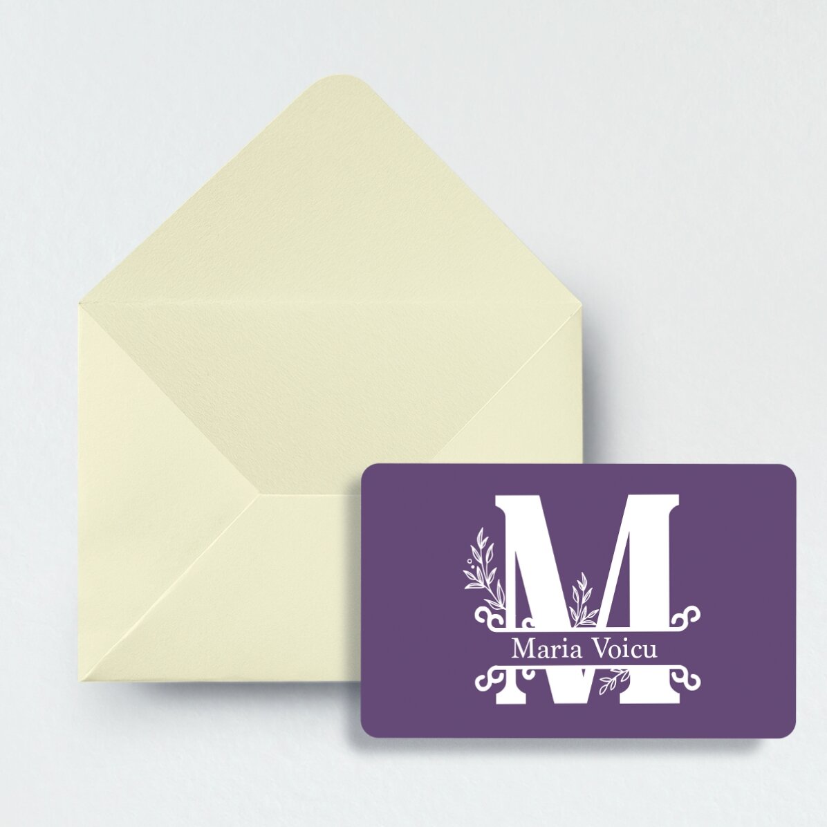 Spersonalizowana wizytówka aluminiowa, dwustronna, ze zdjęciem, napisem i kodem QR – Monograma