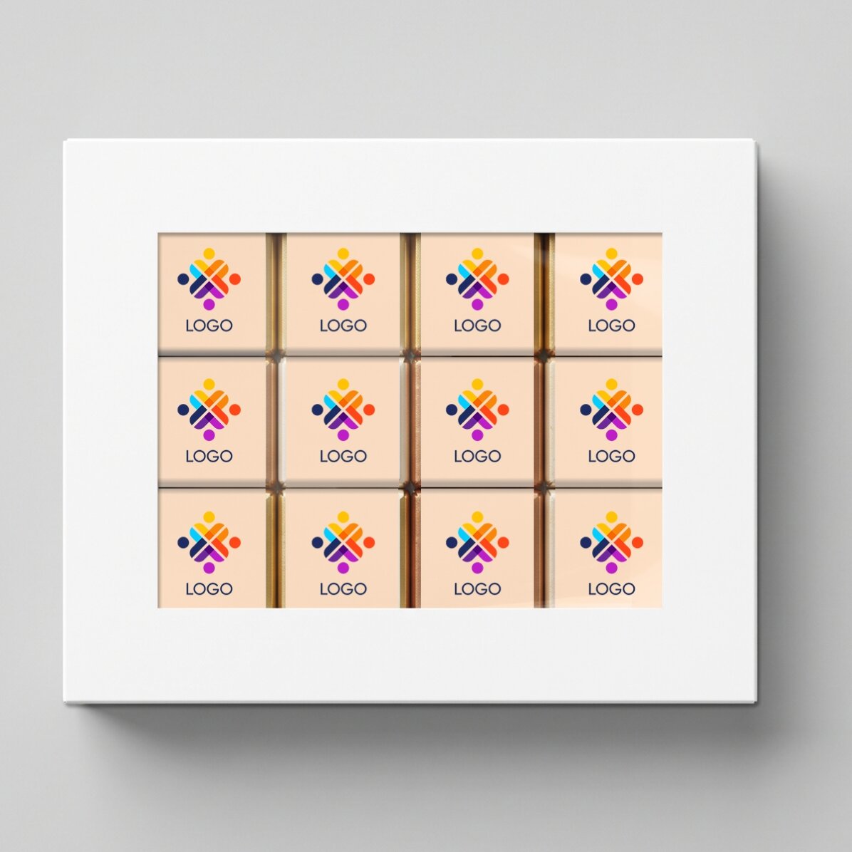Pudełko upominkowe zawierające 12 mini czekoladek z nadrukowanym logo