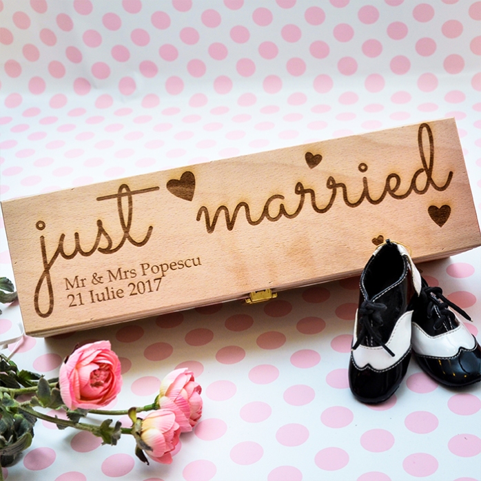 Spersonalizowane pudełko na wino – „just married”