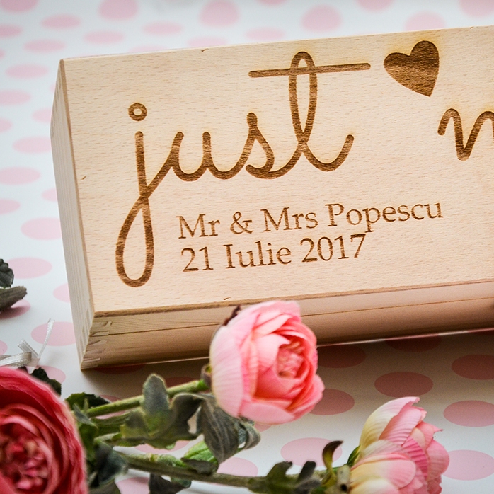 Spersonalizowane pudełko na wino – „just married”