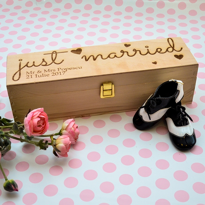Spersonalizowane pudełko na wino – „just married”