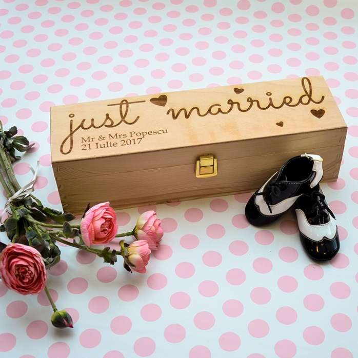 Spersonalizowane pudełko na wino – „just married”