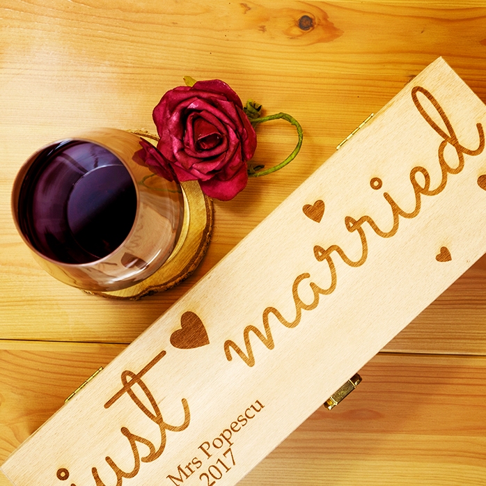Spersonalizowane pudełko na wino – „just married”