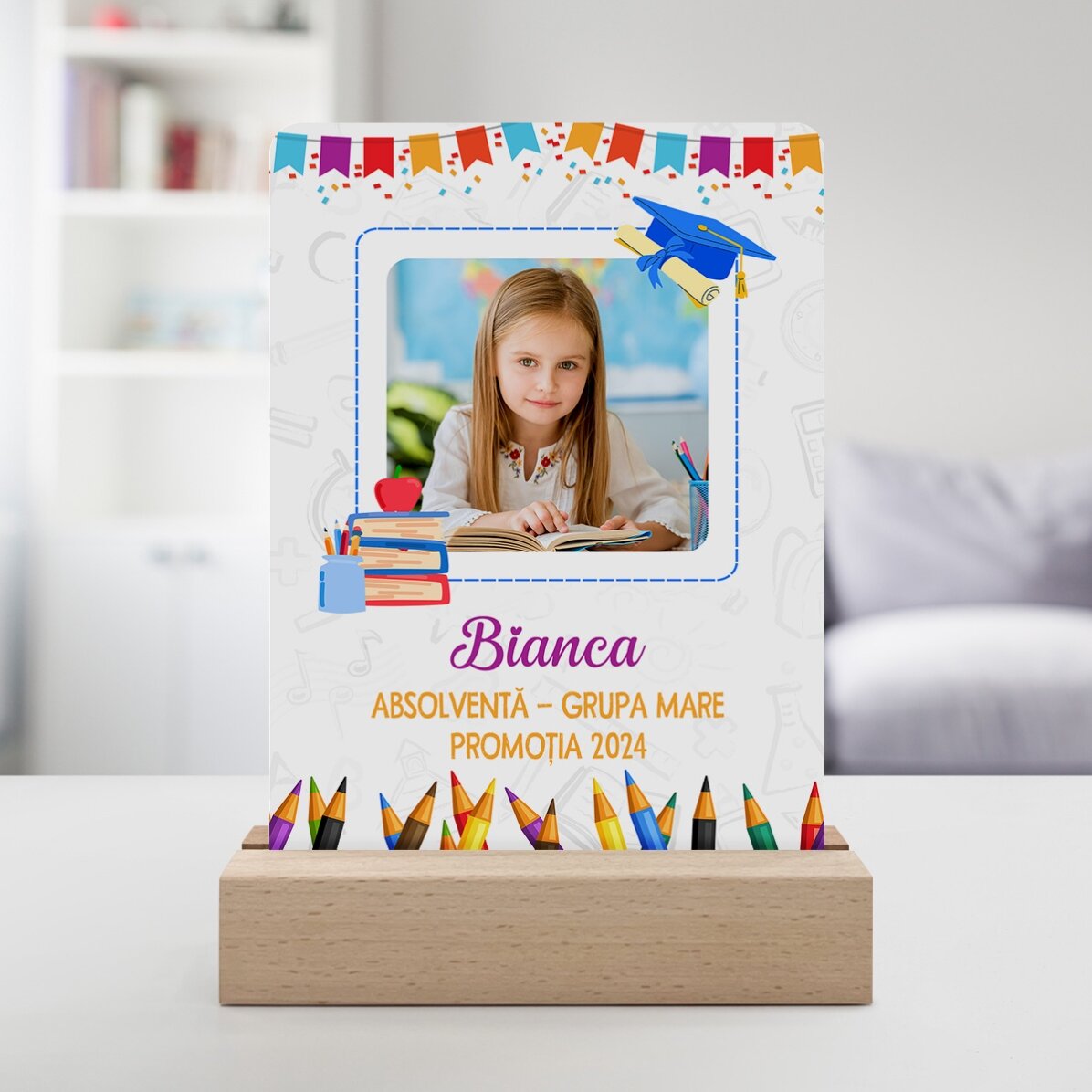 Personalised LED night light with a photo and message for children - Graduation