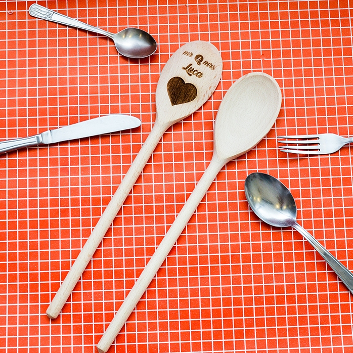 Spersonalizowana drewniana łyżka – Mr & Mrs