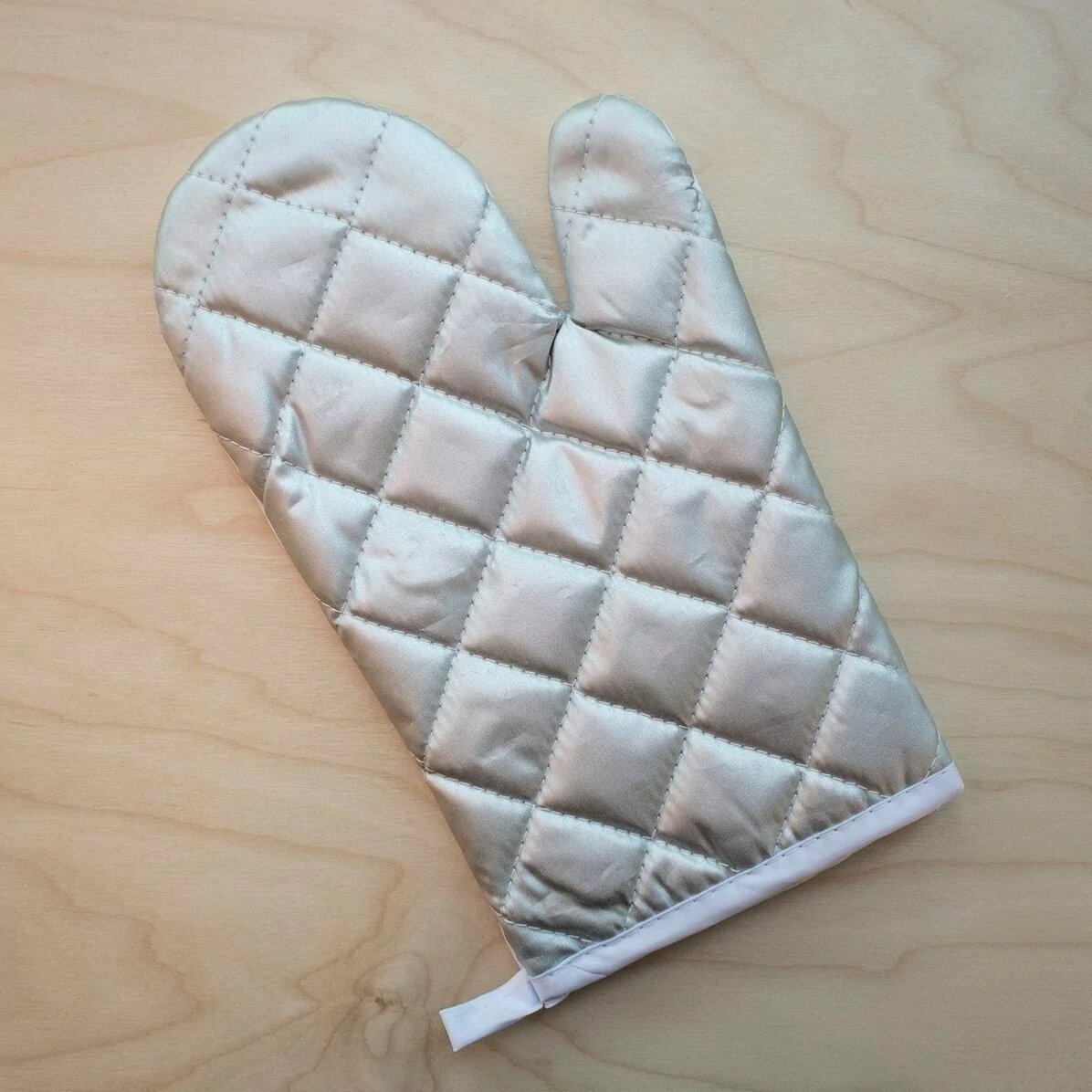Personalised oven glove and text - Traditional Christmas