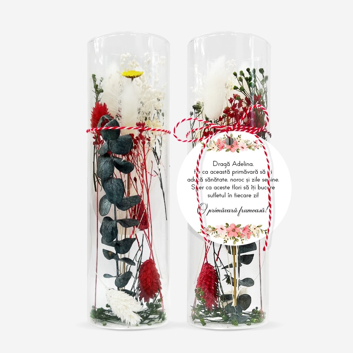 Glass martisor ornament with preserved flowers, personalised with a message