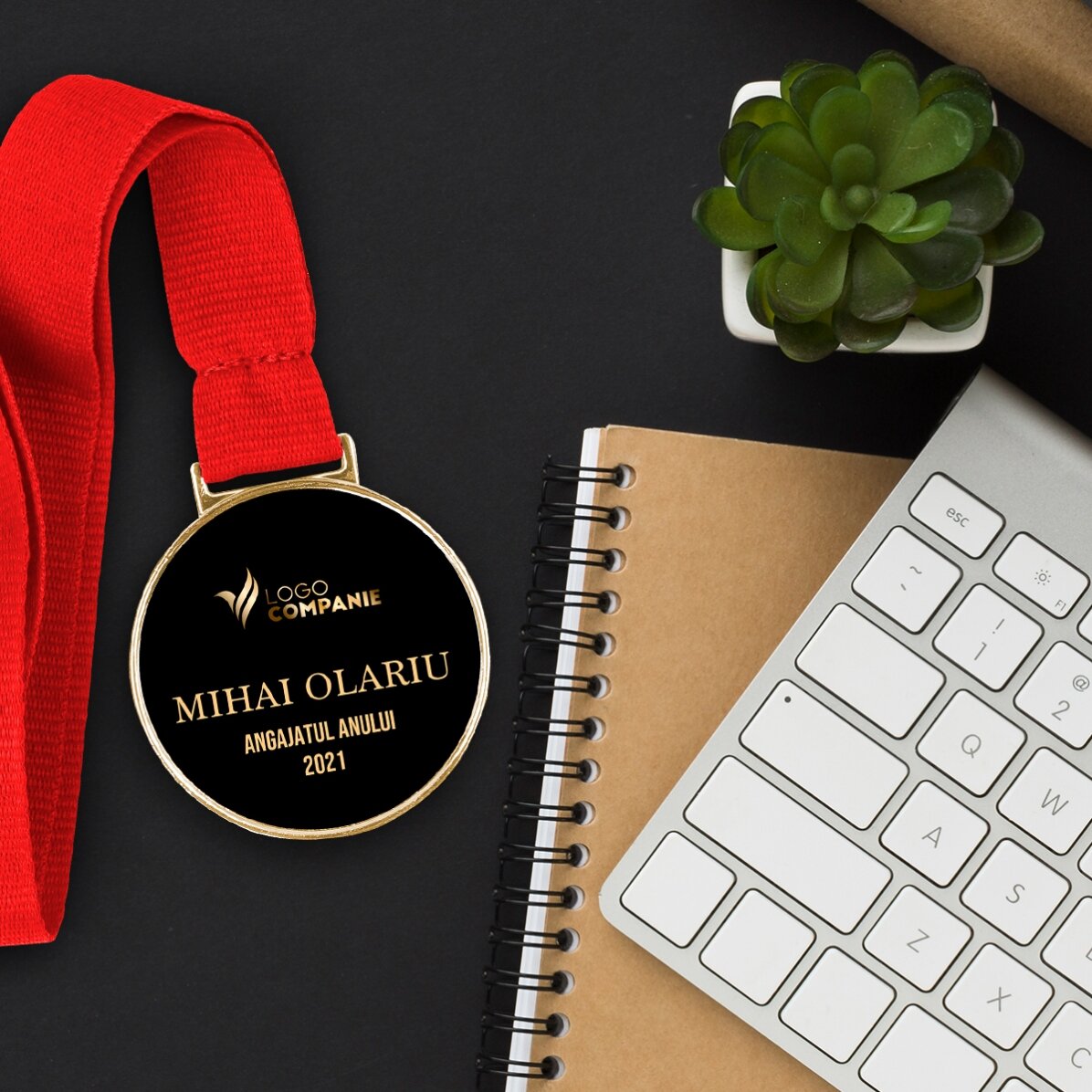 Spersonalizowany medal z logo i napisem