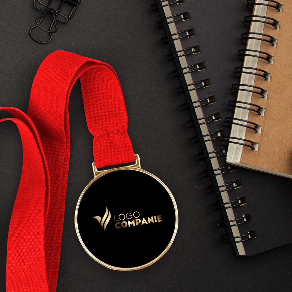 Spersonalizowany medal z logo