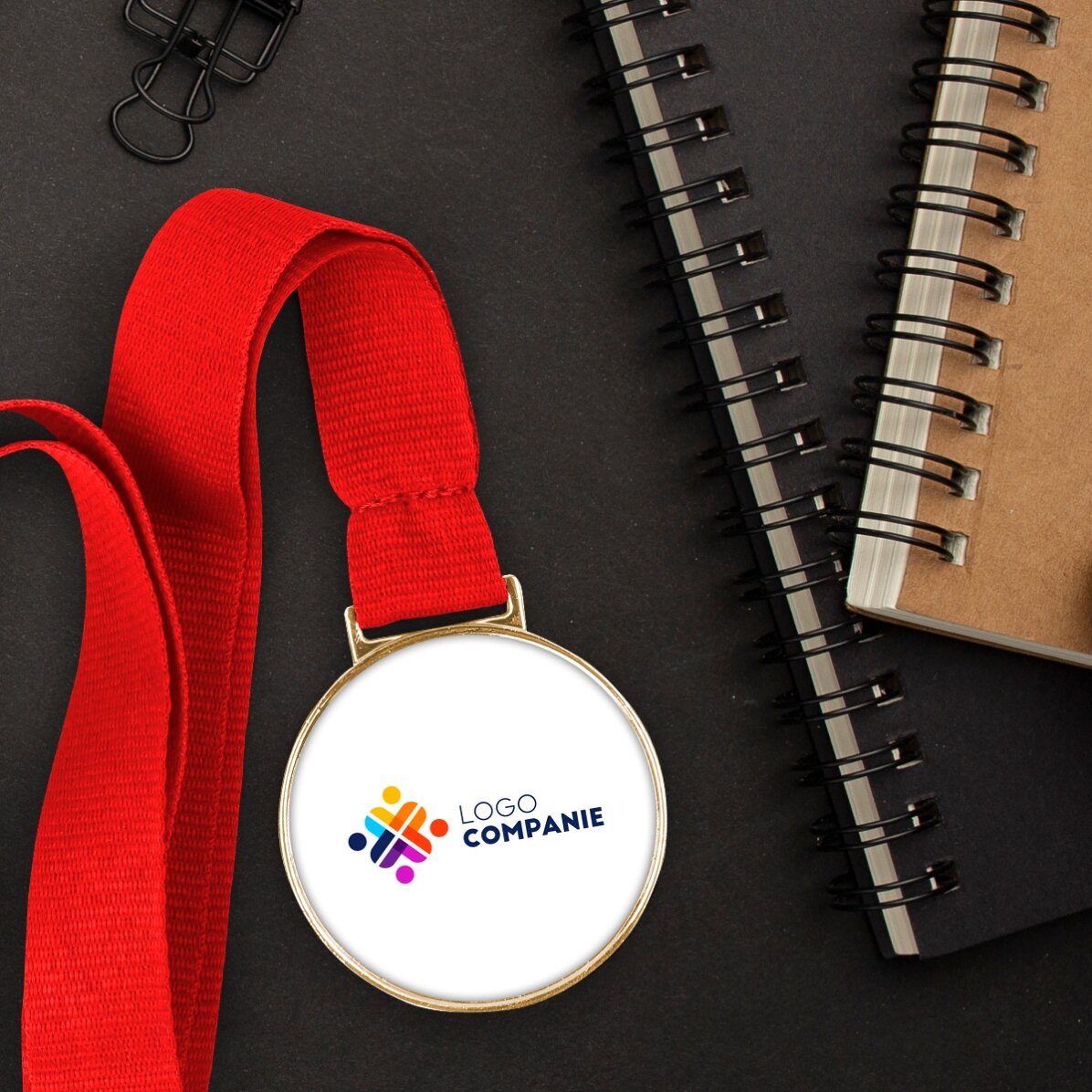 Spersonalizowany medal z logo
