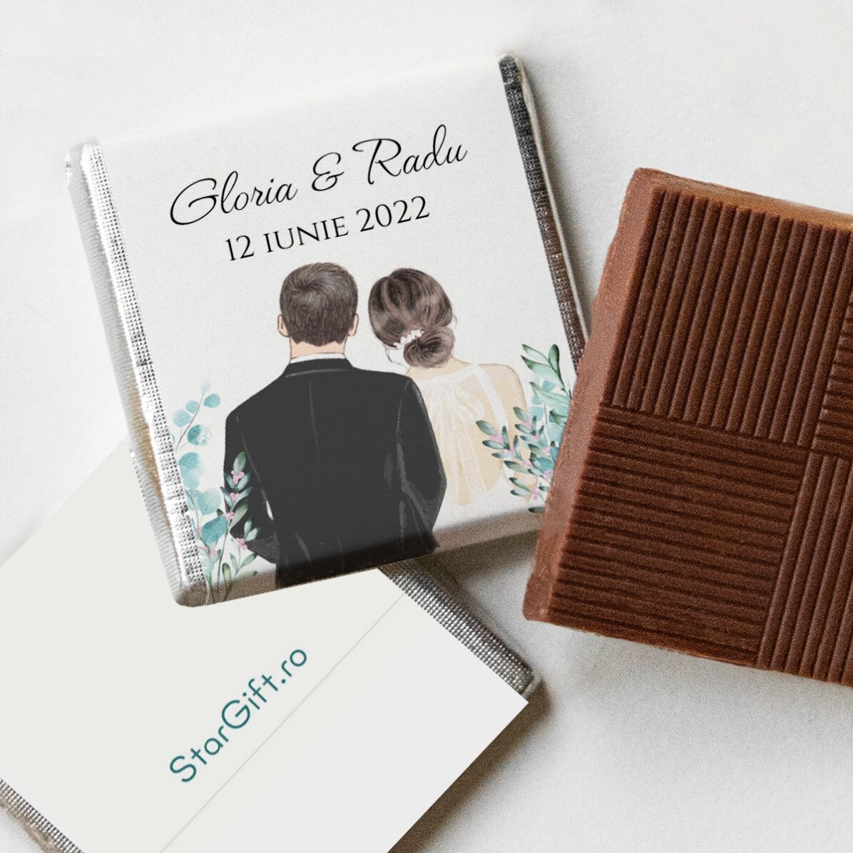 Mini czekoladki z personalizowanym napisem – „Our wedding”