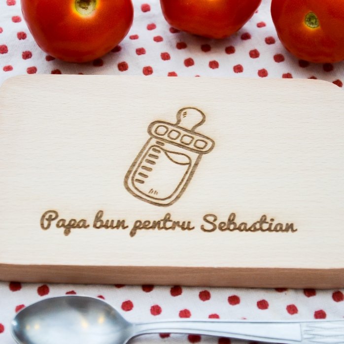 Mini deska do krojenia z personalizacją – Butelka dla niemowląt