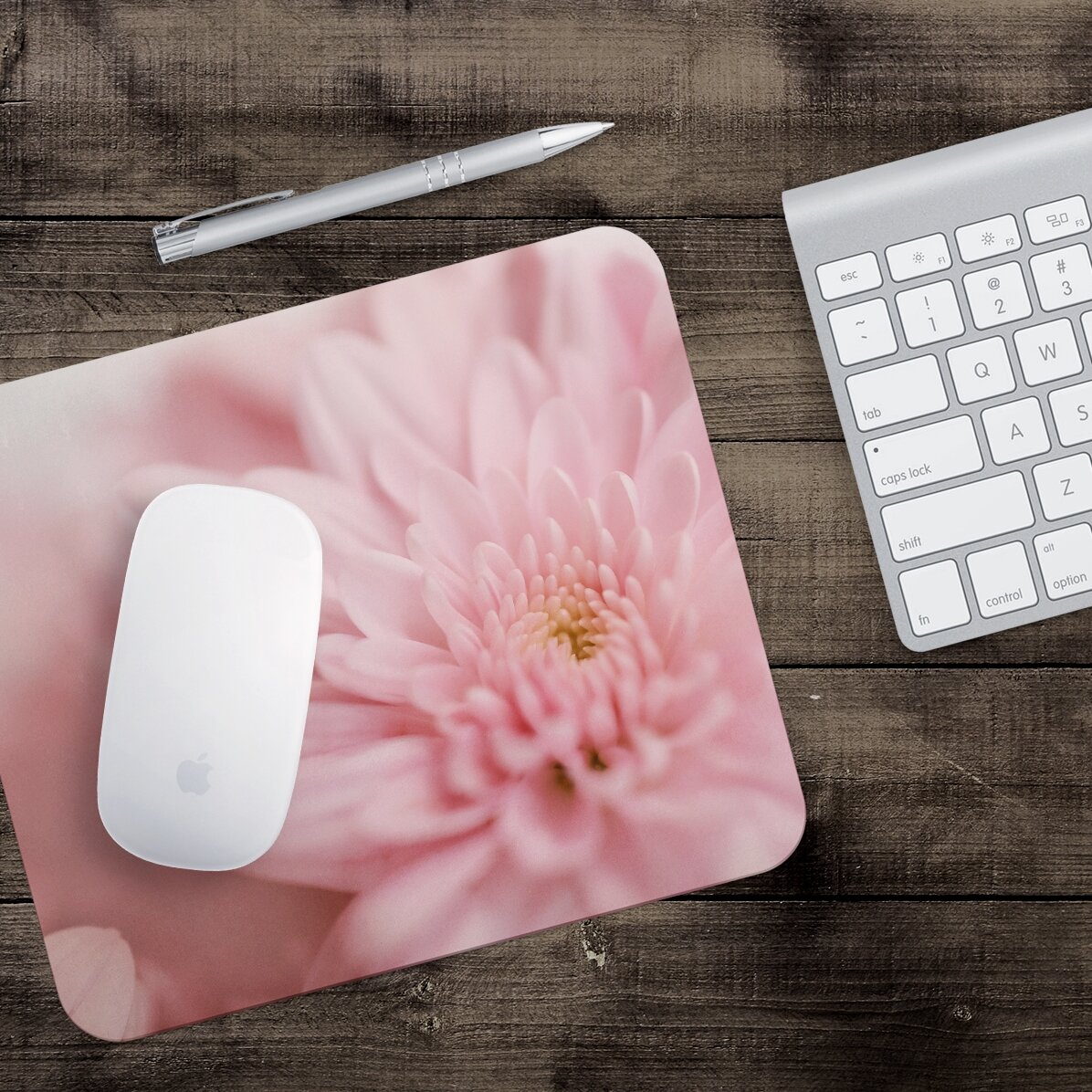 Personalised mouse pad with flower