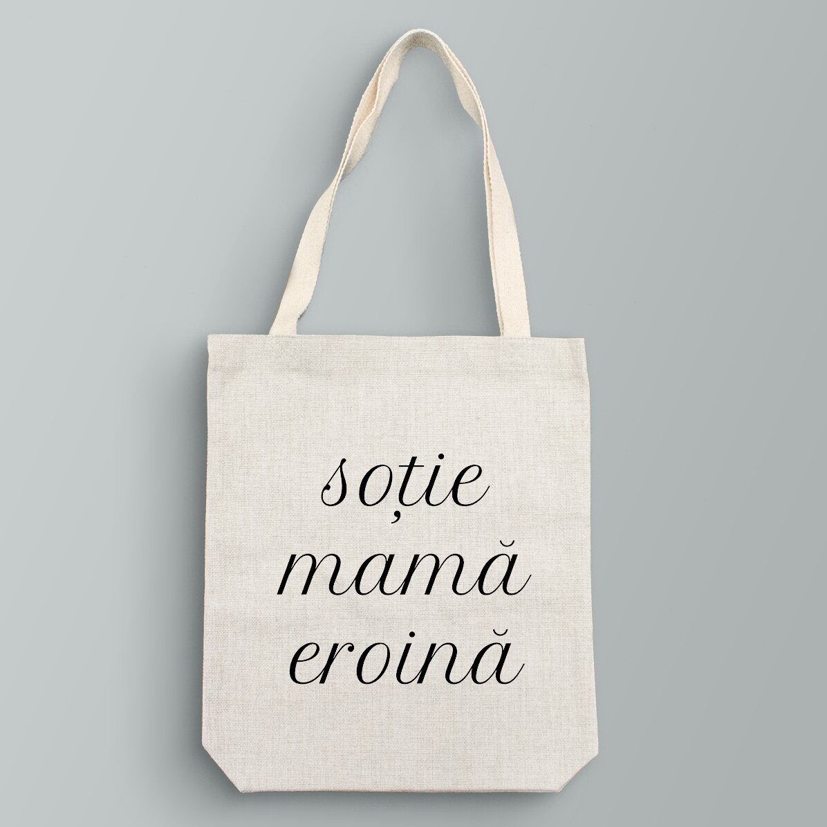 Spodnie z nadrukiem na zamówienie – Żona, Mama, Bohaterka.