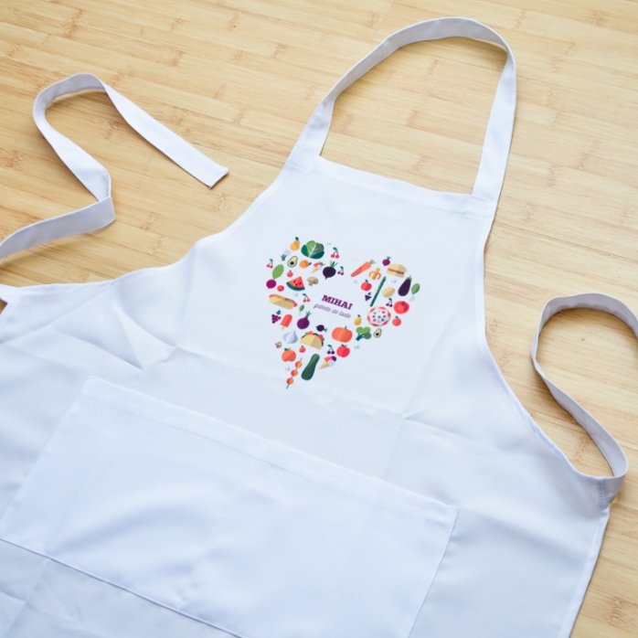 Customised apron with text - heart food model
