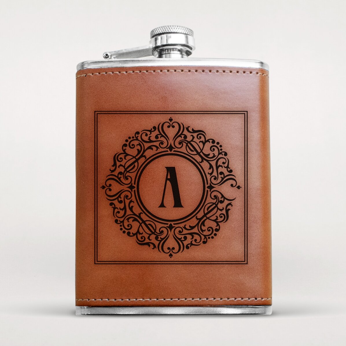 Spersonalizowana buteleczka kieszonkowa w skórzanym etui – Elegant Monogram