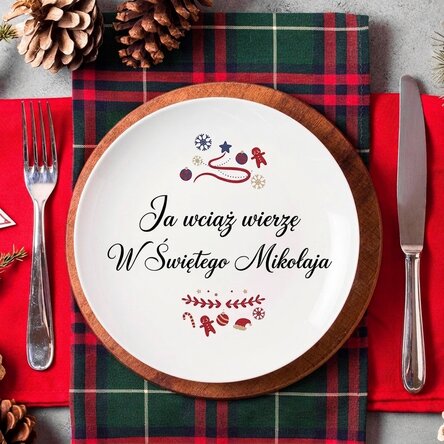 Spersonalizowany talerz z napisem – „I still believe in Santa”