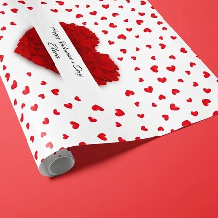 Spersonalizowany papier do pakowania prezentów – Love is in the air