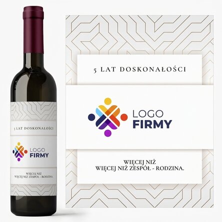 Wino z indywidualnym nadrukiem z logo i napisem – rocznica marki