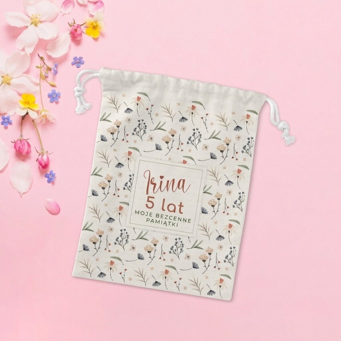 Mała torebka na prezenty z indywidualnym napisem – Flowers