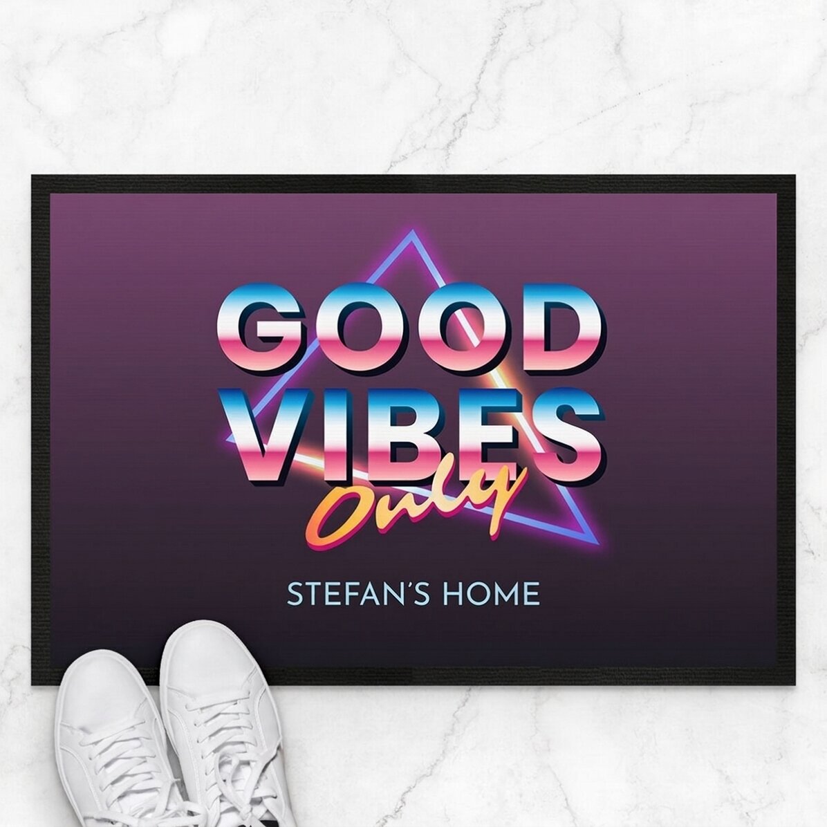 Spersonalizowana wycieraczka z napisem – „Good vibes only”