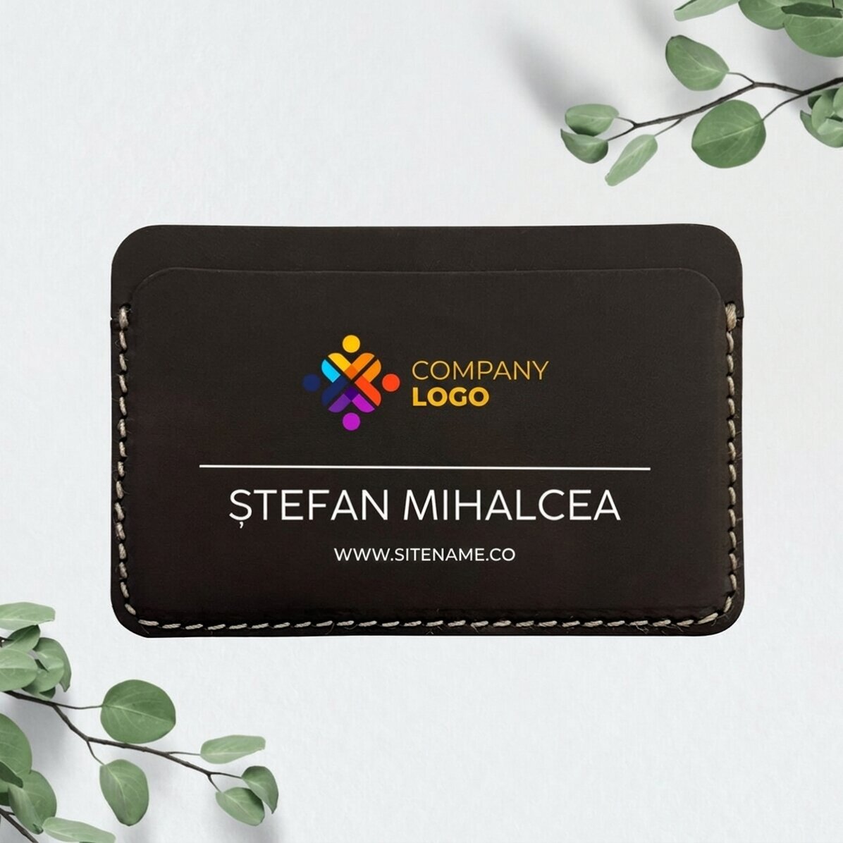 Spersonalizowany kolorowy portfel skórzany z logo i napisem