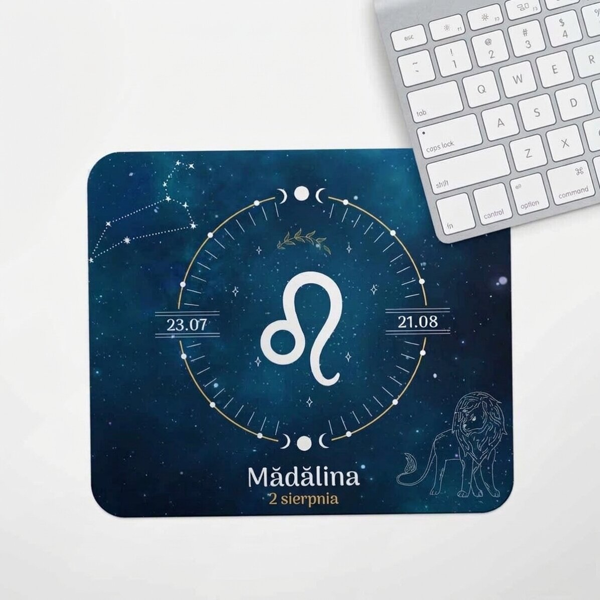 Spodek pod mysz z indywidualnym napisem – znak zodiaku Lew