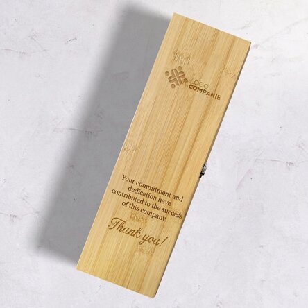 Bamboo wine box with accessories, personalised with logo and text - Thank you!