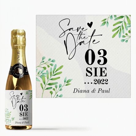 Mała buteleczka wina musującego z indywidualnym napisem – „Save the date”