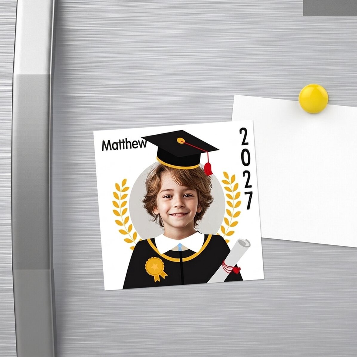Spersonalizowany magnes 10x10 ze zdjęciem i napisem – Absolwent