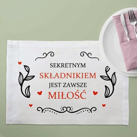 Spodek z indywidualnym napisem – Love