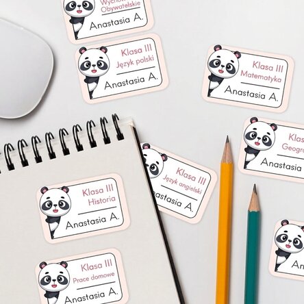 Zestaw 8 spersonalizowanych naklejek (samoprzylepnych etykiet) do szkoły – Panda