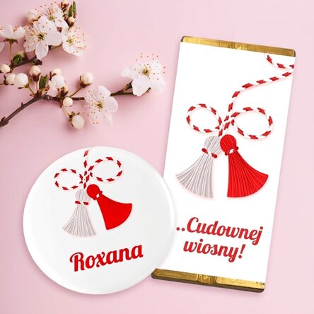 Zestaw upominkowy „martisor” z mini tabliczką czekolady i spinką z imieniem