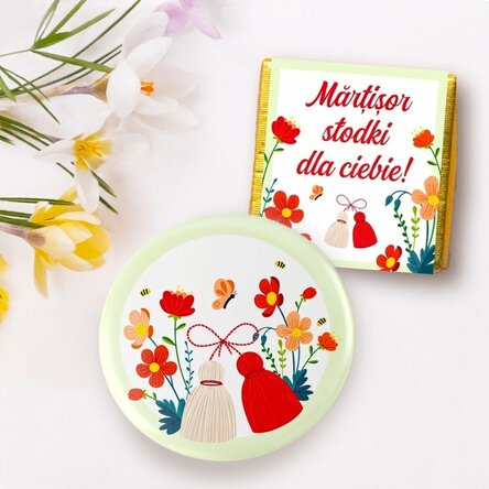 Zestaw upominkowy „martisor” z mini czekoladką i przypinką